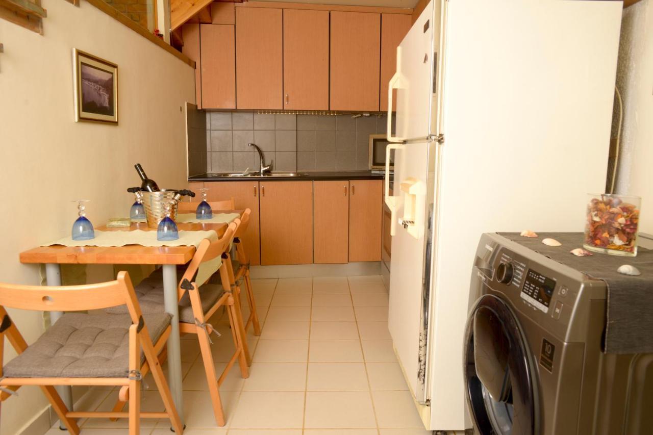 Agali 1 Superior Maisonette Каламата Экстерьер фото