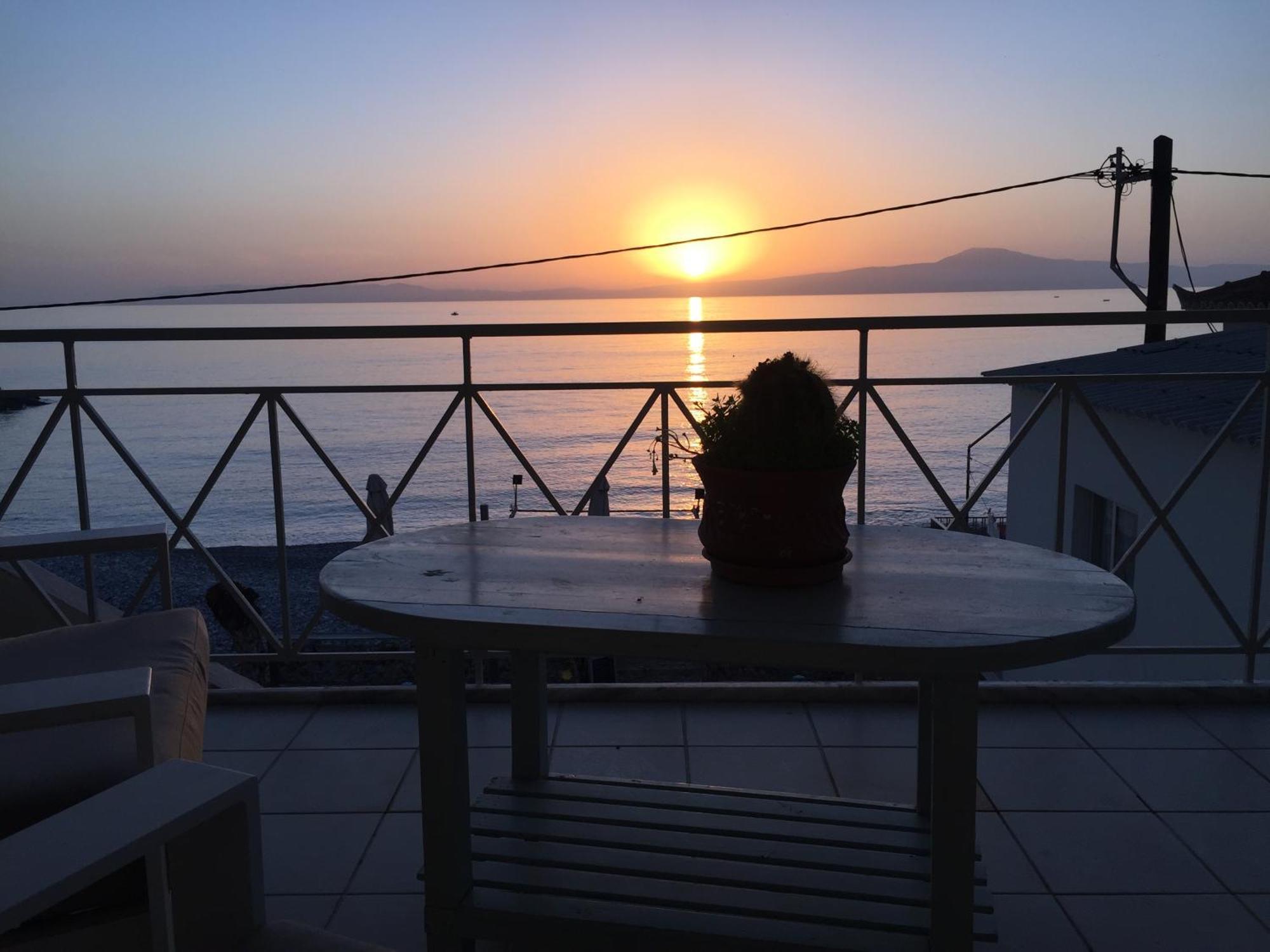 Agali 1 Superior Maisonette Каламата Экстерьер фото