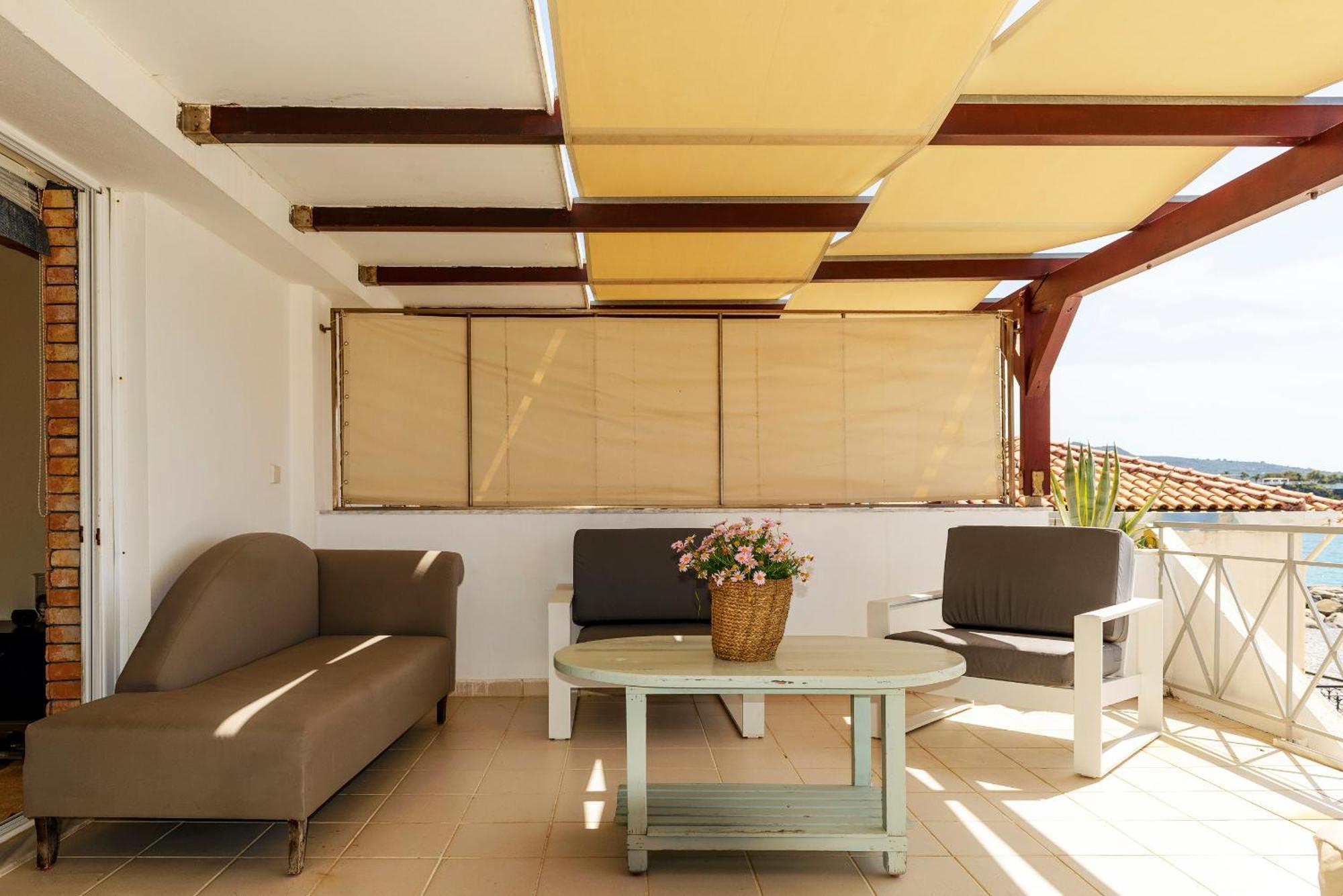 Agali 1 Superior Maisonette Каламата Экстерьер фото